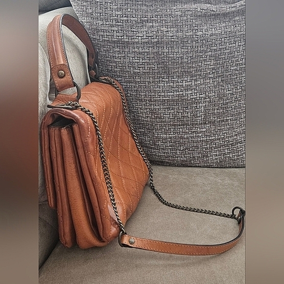 🌟Pratesi Firenze Saddle Leather Satchel Quilted Chanel Like Purse- Italy 🌟 - Picture 8 of 12